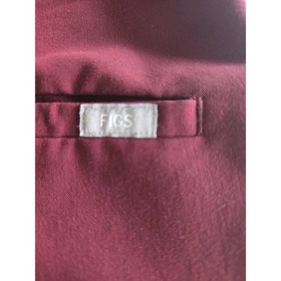 Figs Technical Collection Scrub Top Burgundy 2 Pocket Women's Size‎ S PO#1645 - Picture 4 of 8